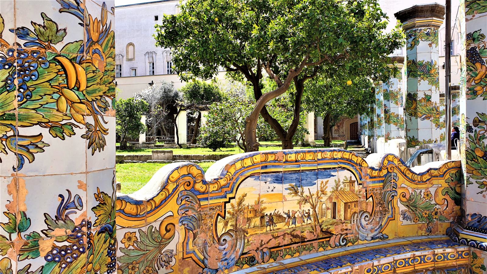 Il Chiostro di Santa Chiara