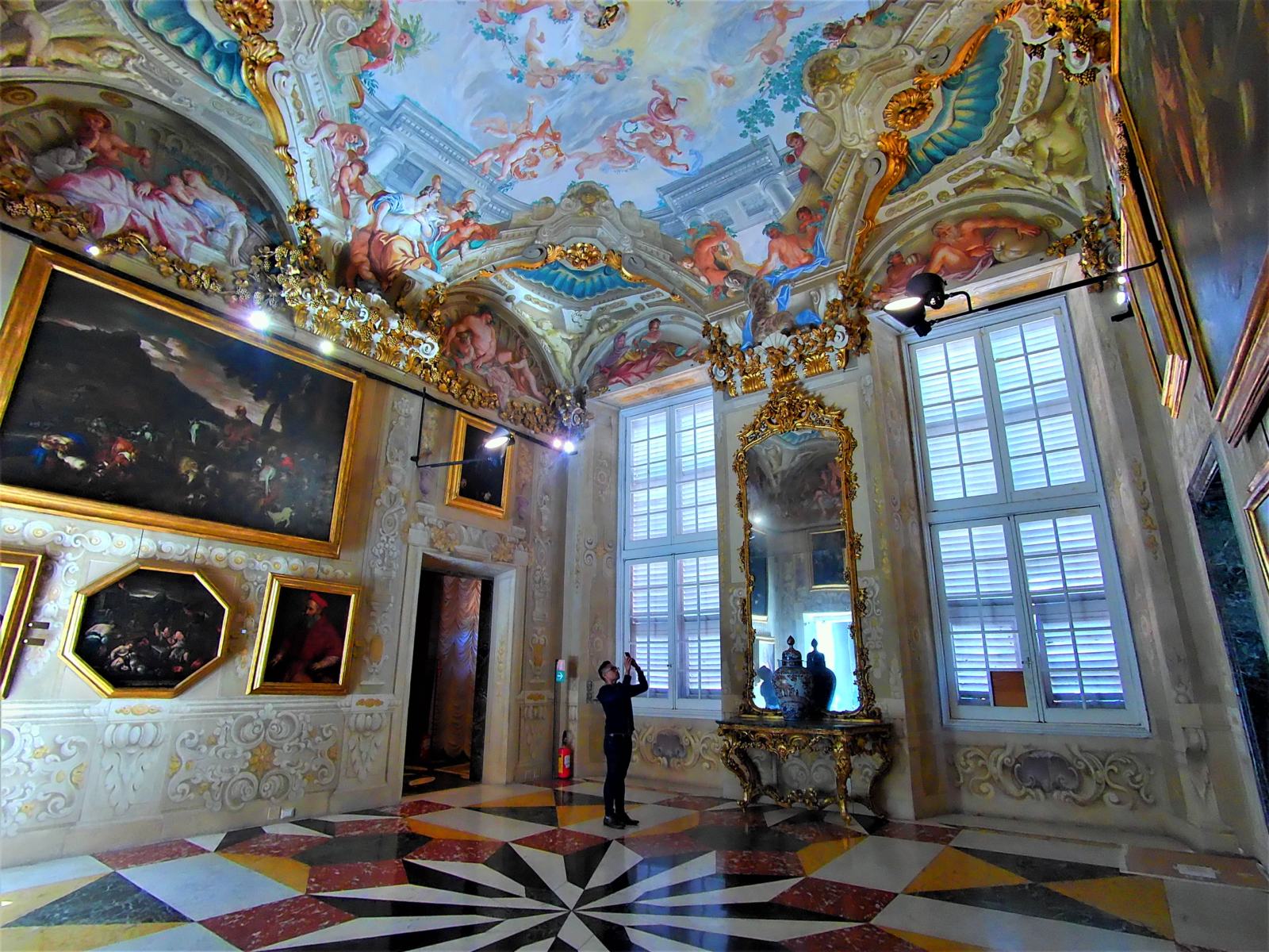 Sala di Palazzo Rosso - 2°Piano Nobile