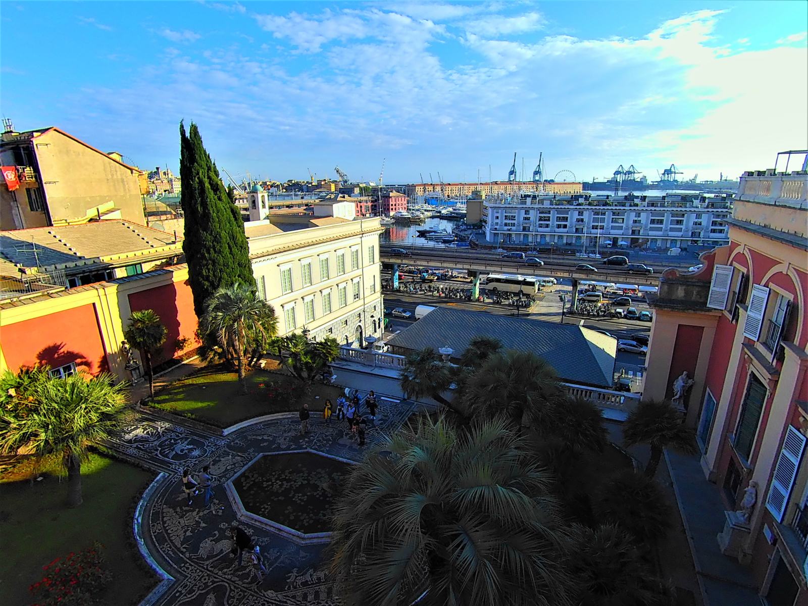 Vista dal terrazzo di Palazzo Reale