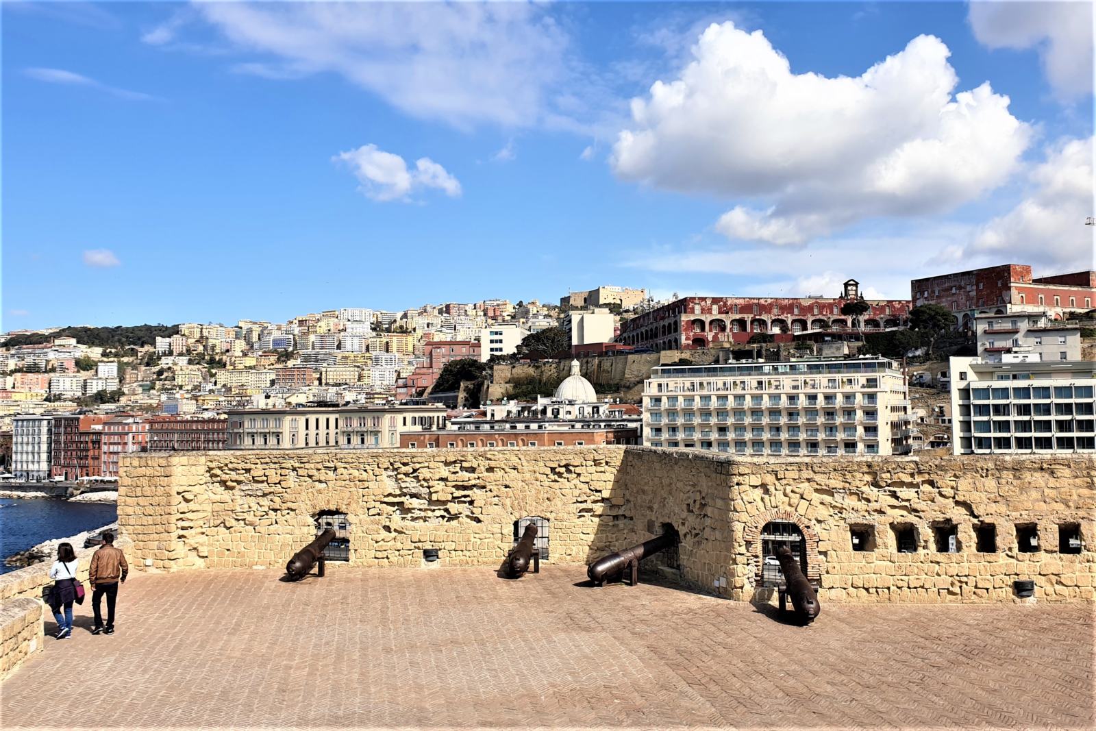 Vista dal giro di ronda di Castel dell'Ovo