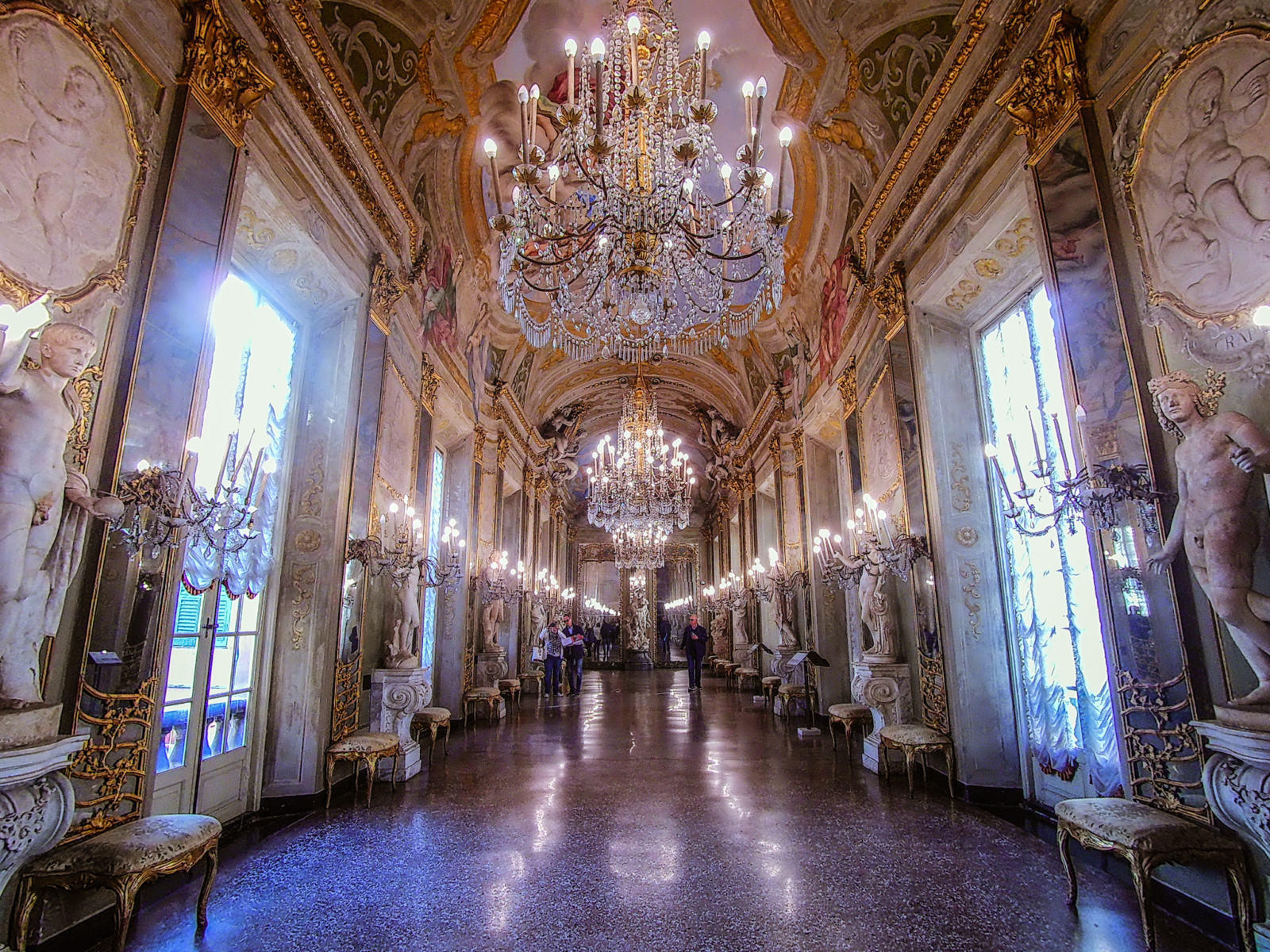 Galleria degli Specchi - Palazzo Reale