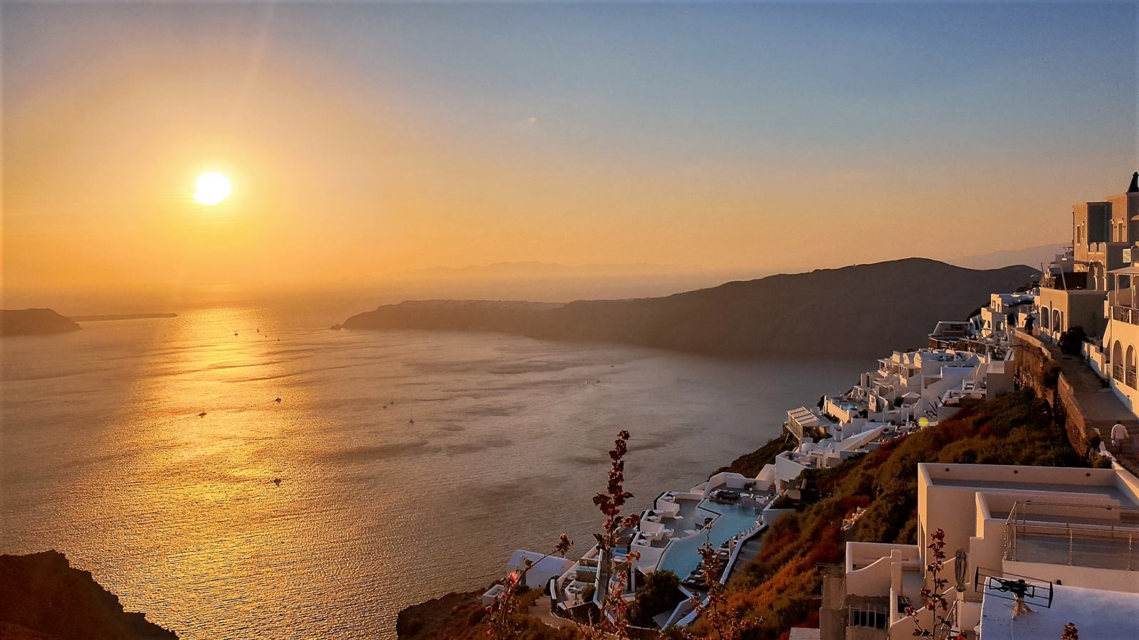 Il tramonto da Imerovigli dalla Chiesa di Agios Georgios