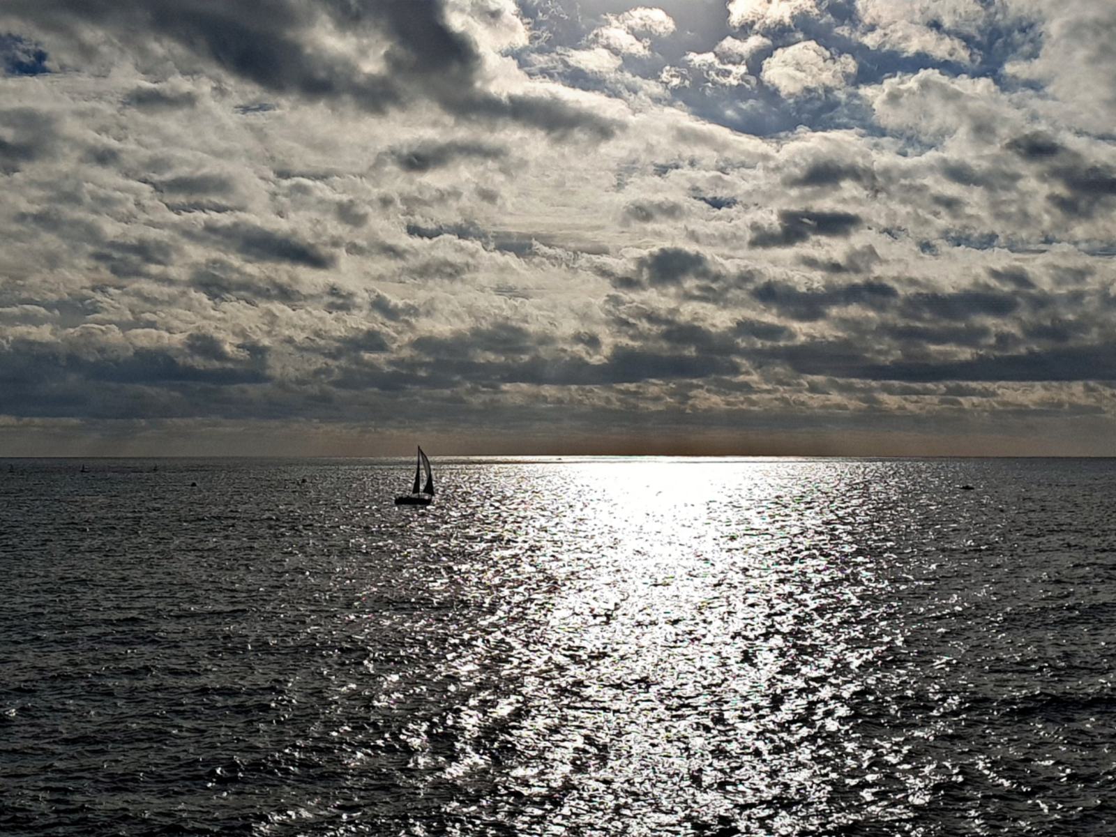 Navigare in barca a vela